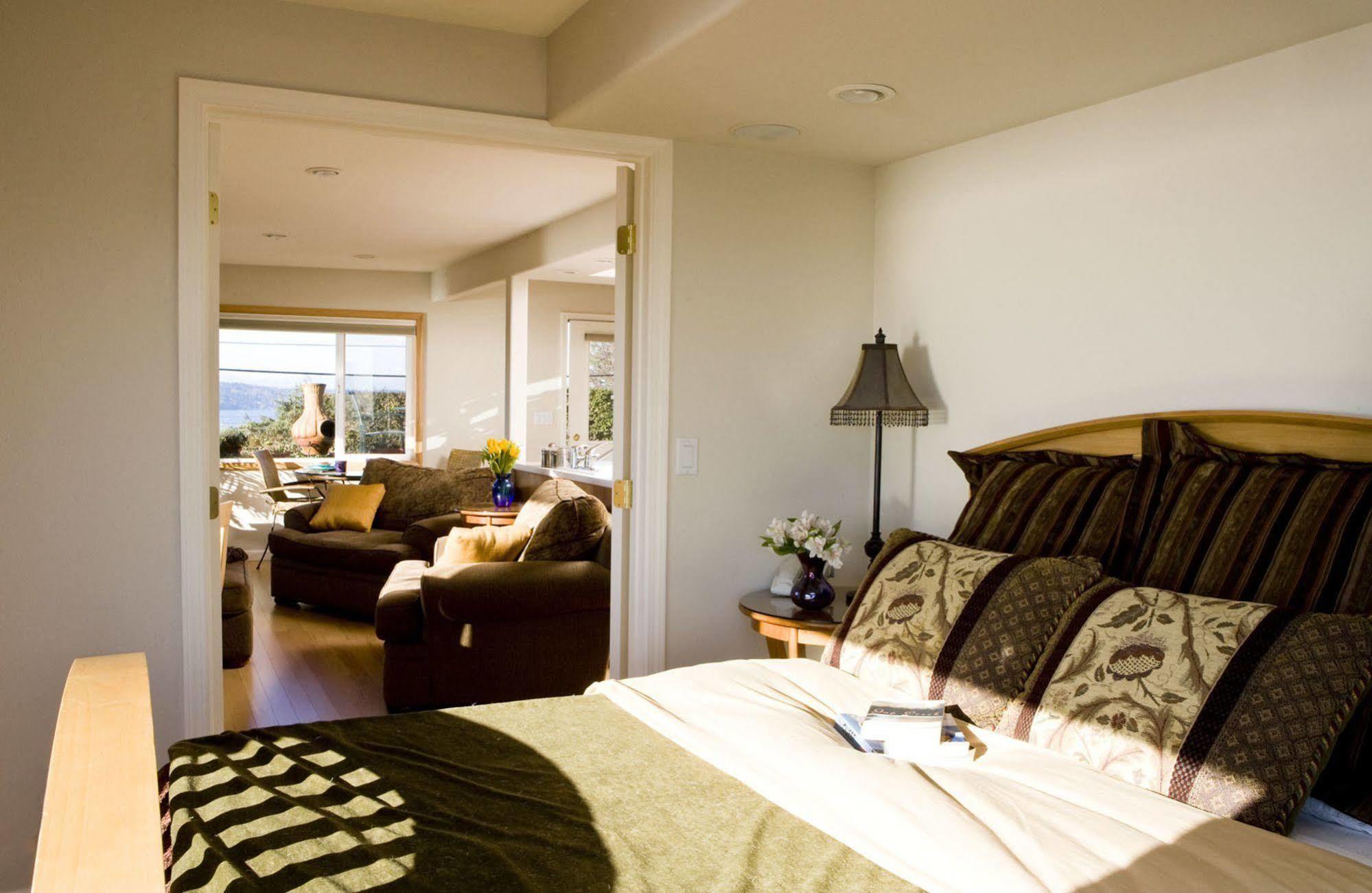 Three Tree Point Bed And Breakfast Burien Eksteriør bilde